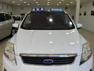 Usado Ford Kuga Titanium 163 CV (119 kW) 2010 Blanco SUV
