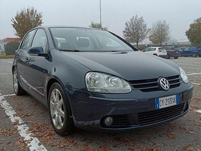 VW Golf V