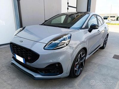 Begagnad Ford Puma ST 200 HK (147 kW) 2023 Grå SUV