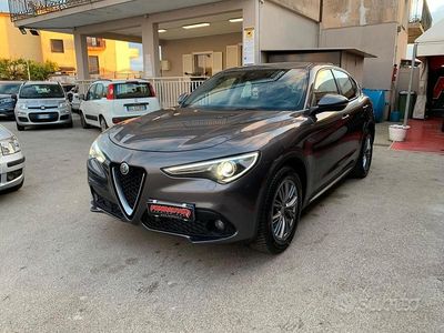 Usata Alfa Romeo Stelvio Business 160 CV (117 kW) 2020 Grigio SUV