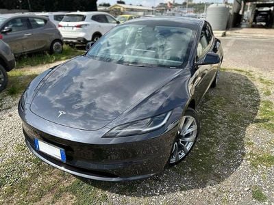 Usata Tesla Model 3 Standard Range 235 kW (320 CV) 2023 Blu Berlina