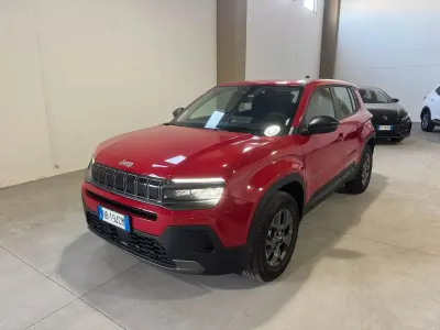 Nuova Jeep Avenger Summit 101 CV (74 kW) 2026 Rosso SUV