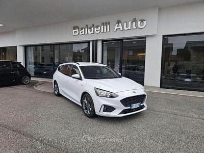 Usata Ford Focus ST-Line 125 CV (91 kW) 2019 Bianco pastello Station wagon