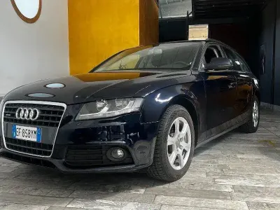 Usata Audi A4 Ambiente 177 CV (130 kW) 2010 Blu Station wagon
