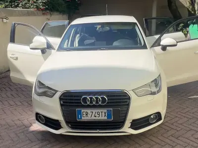 Usata Audi A1 Sportback Attraction 90 CV (66 kW) 2013 Bianco Utilitaria