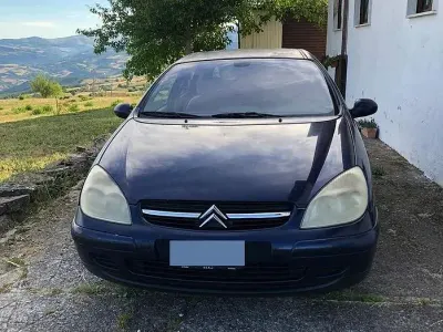Usata Citroën C5 109 CV (80 kW) 2003 Bluazzurro Berlina