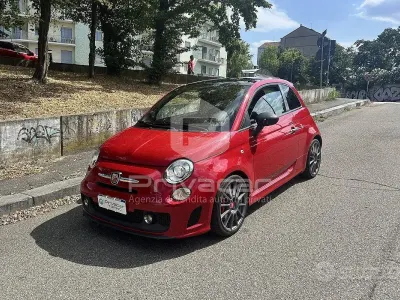Usata Abarth 500 135 CV (99 kW) 2010 Rosso Utilitaria