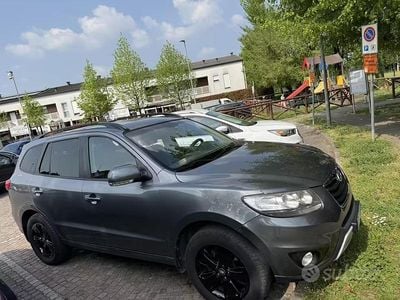 Usata Hyundai Santa Fe Comfort 197 CV (144 kW) 2012 Grigio SUV