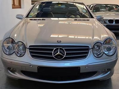 Usata Mercedes SL350 245 CV (180 kW) 2004 Argento Cabrio