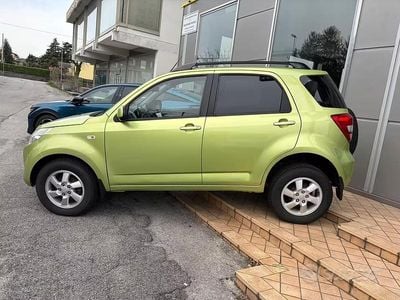 Usata Daihatsu Terios 105 CV (77 kW) 2007 Verde SUV
