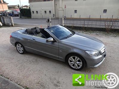 Usata Mercedes E350 Avantgarde 231 CV (169 kW) 2010 Grigio Cabrio