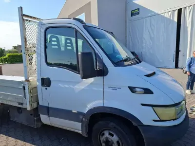 Usata Iveco Daily 90 CV (66 kW) 2006 Bianco Utilitaria
