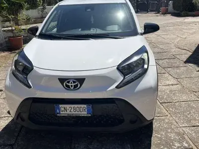 Usata Toyota Aygo X 72 CV (52 kW) 2023 SUV