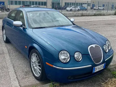 Usata Jaguar S-Type Executive 207 CV (152 kW) 2006 Blu/azzurro Berlina