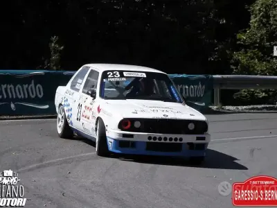Usata BMW 320 Performance 242 CV (177 kW) 1983 Bianco Coupé