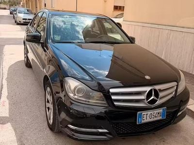 Usata Mercedes C200 184 CV (135 kW) 2012 Nero Berlina