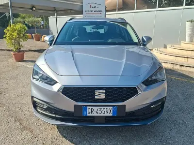 Usata Seat Leon Style 150 CV (110 kW) 2023 Grigio Station wagon