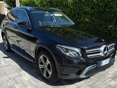 Usata Mercedes GLC250 Premium 204 CV (150 kW) 2017 Nero SUV