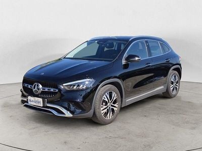 Begagnad Mercedes GLA180 Advanced Plus 136 HK (100 kW) 2024 Svart SUV