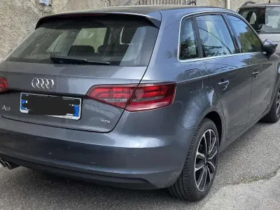 Käytetty Audi A3 Ambiente 150 HP (110 kW) 2016 Sedan