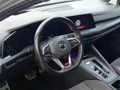 Usata VW Golf VIII CLUB 300 CV (220 kW) 2022 Grigio Berlina
