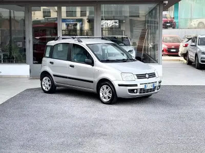 Usata Fiat Panda 70 CV (51 kW) 2007 Grigio Utilitaria