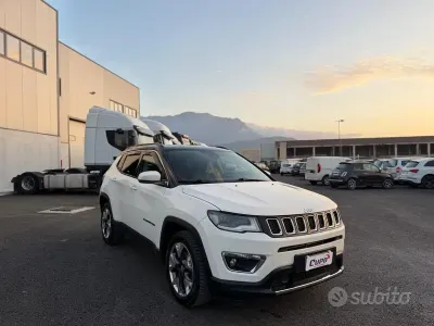 Usata Jeep Compass Limited 120 CV (88 kW) 2018 Beige SUV