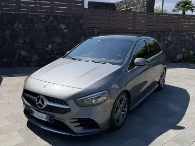 Usata Mercedes B200 Premium 150 CV (110 kW) 2019 Utilitaria