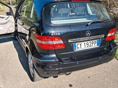 Usata Mercedes B170 116 CV (85 kW) 2006 Nero Monovolume