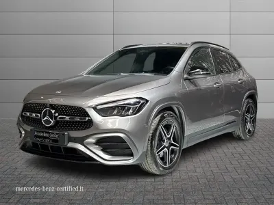 Usata Mercedes GLA200 AMG Line Premium 150 CV (110 kW) 2024 Grigio montagna SUV