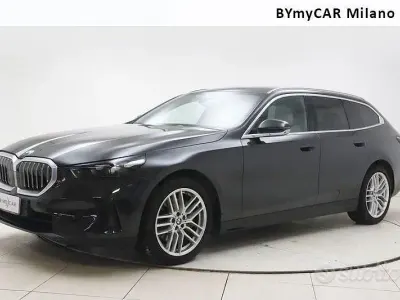 Usata BMW 540 Comfort Edition 303 CV (222 kW) 2025 Grigio Station wagon
