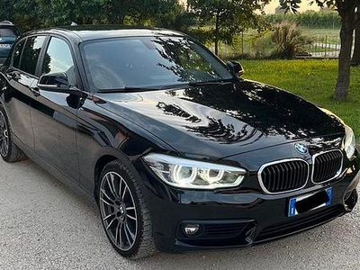 Usata BMW 118 Sport Line 150 CV (110 kW) 2018 Nero Utilitaria