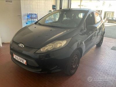 Usado Ford Fiesta 60 HP (44 kW) 2010 Sedan
