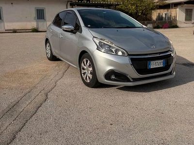 Usata Peugeot 208 2016 Grigio Utilitaria