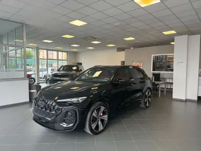 Usata Audi SQ5 Ambiente 367 CV (269 kW) 2025 Nero SUV