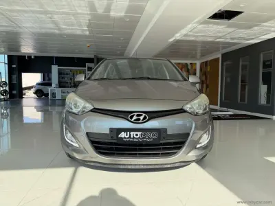 Usata Hyundai i20 Classic 84 CV (61 kW) 2013 Grigio Utilitaria
