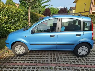 Usata Fiat Panda Dynamic 60 CV (44 kW) 2004 Blu/azzurro Utilitaria