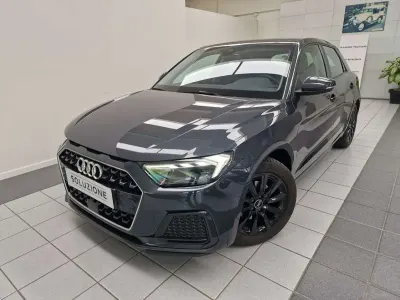 Usata Audi A1 Design 110 CV (80 kW) 2023 Grigio SUV