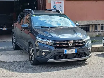 Usata Dacia Sandero Comfort 101 CV (74 kW) 2021 Grigio Berlina