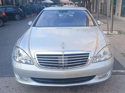 Usata Mercedes S320 235 CV (172 kW) 2006 Argento Berlina