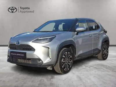 Usata Toyota Yaris Cross Trend 116 CV (85 kW) 2022 Silver met SUV