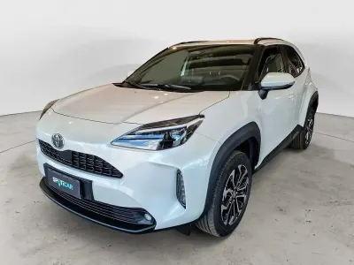 Nuova Toyota Yaris Trend 131 CV (96 kW) 2026 Bianco Utilitaria