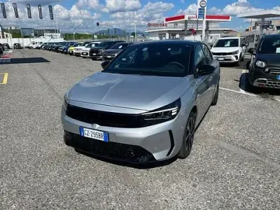 Usata Opel Corsa 110 CV (80 kW) 2025 Grigio Utilitaria