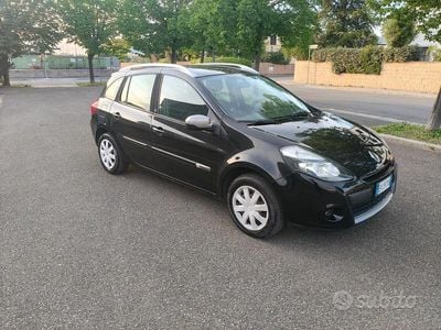 Usata Renault Clio GrandTour 75 CV (55 kW) 2011 Nero Station wagon
