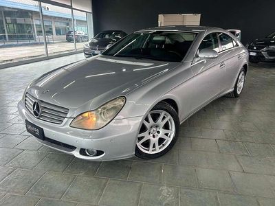 Usata Mercedes CLS320 224 CV (164 kW) 2006 Argento Berlina