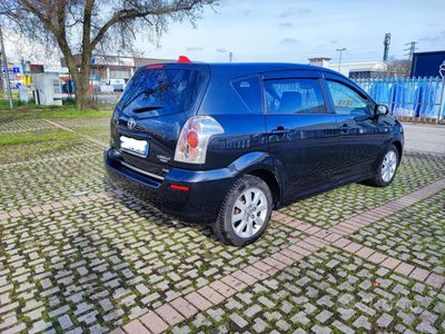 usata Toyota Corolla Verso 2.2 Diesel