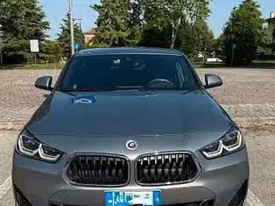 Usata BMW X2 150 CV (110 kW) 2022 Grigio SUV