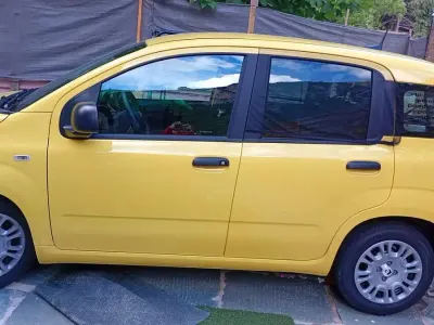 Nuova Fiat Panda Icon 65 CV (47 kW) 2026 Giallo Utilitaria