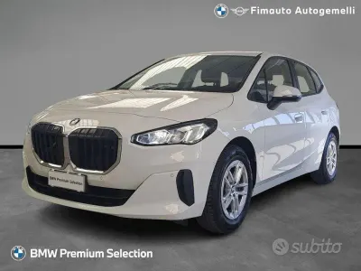 Usata BMW 218 Active Tourer 136 CV (100 kW) 2022 Bianco / pastello Monovolume