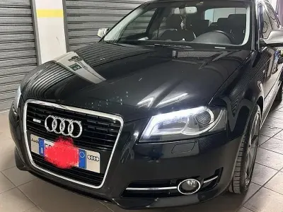 Gebraucht Audi A3 105 PS (77 kW) 2012 Schwarz Kleinwagen